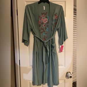 Women’s Kimono Cardigan with floral detail